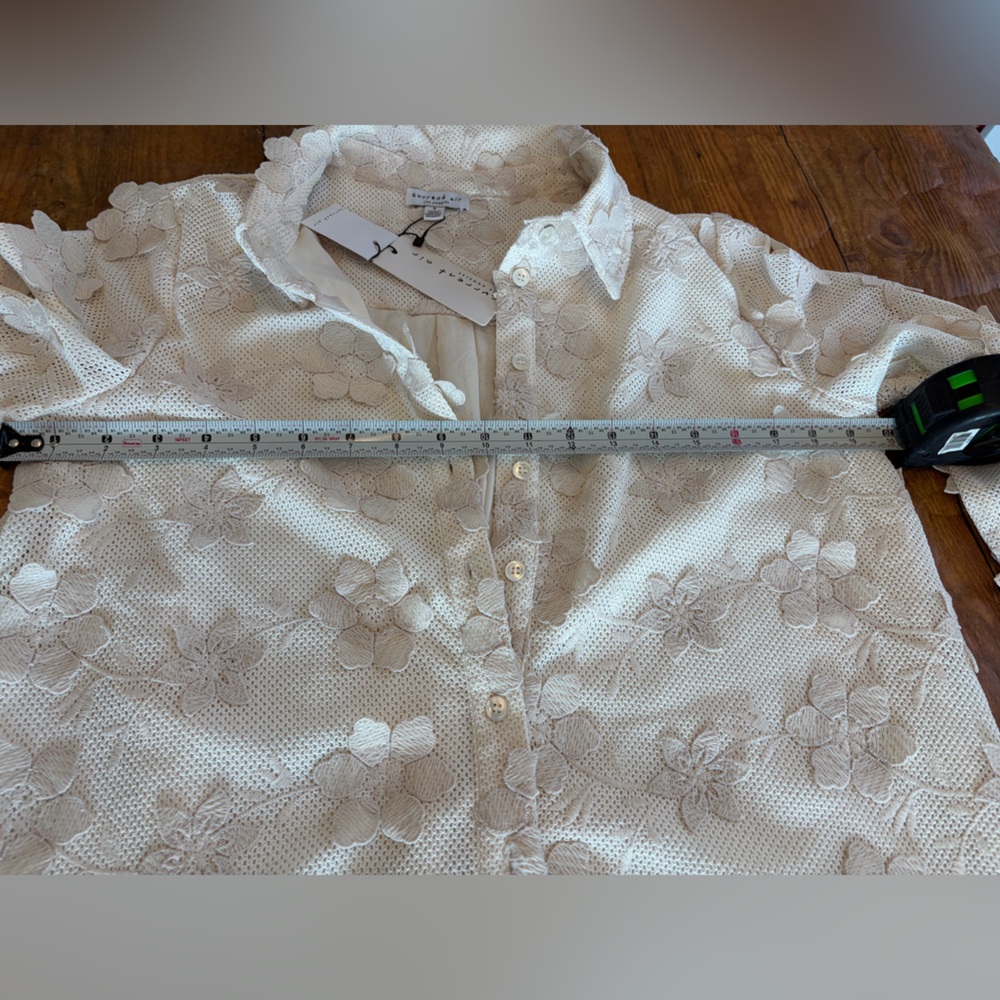 Current Air Cream Floral Lace Blouse - Picture 8 of 9